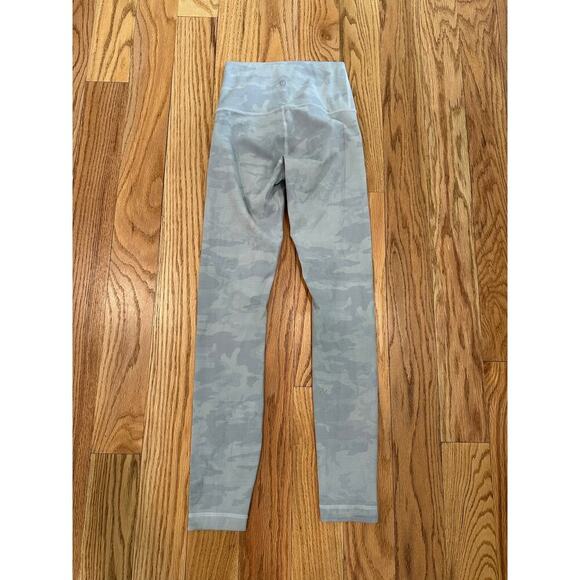 Lululemon Wunder Under High Rise Tight Size 2 - Picture 4 of 7